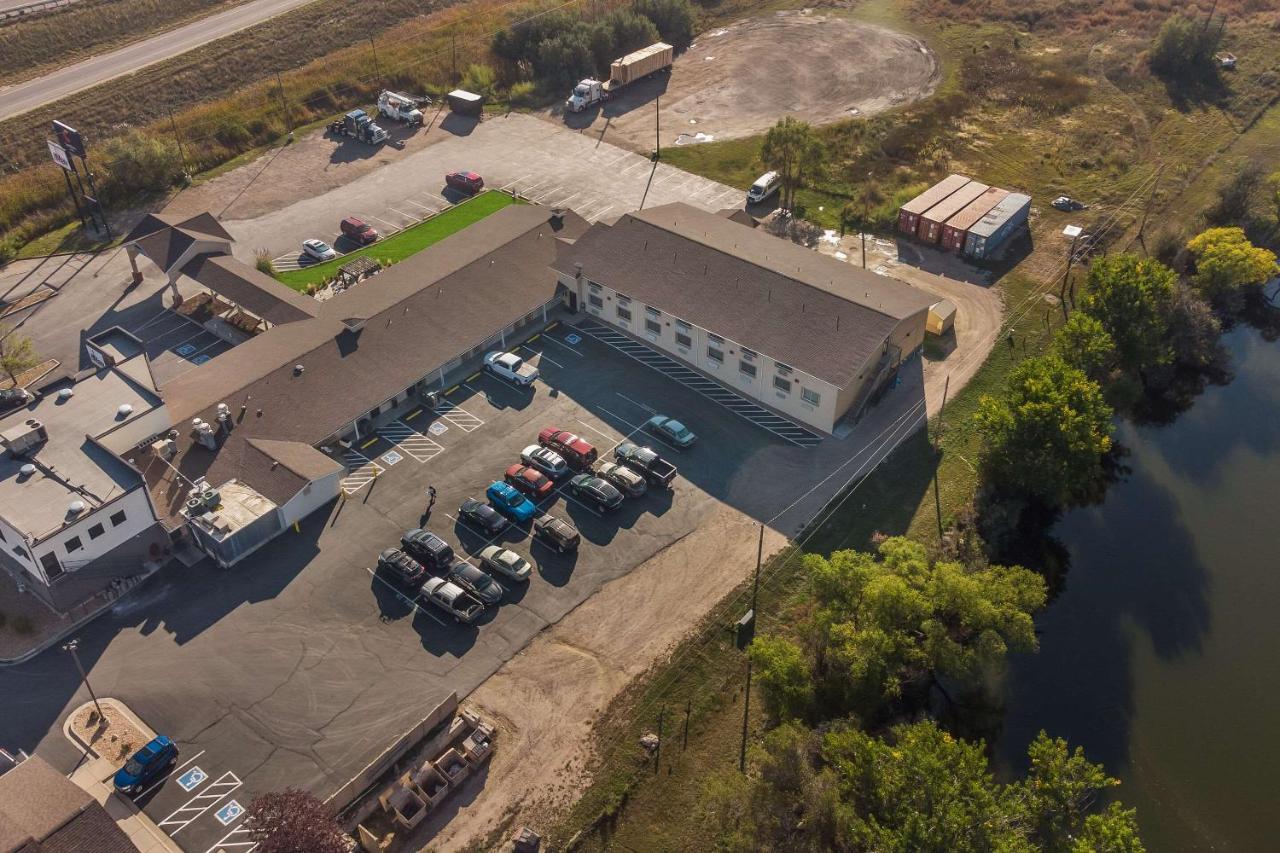 Rodeway Inn Fort Morgan Exterior foto